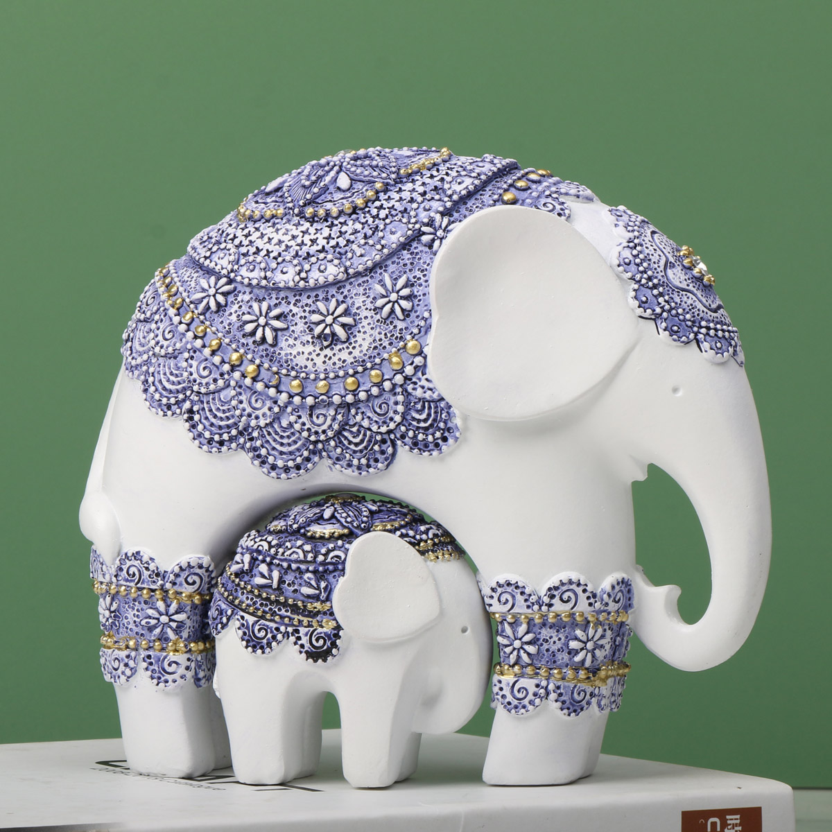 Blue and White Trunk-Up Elepha - Home Decor On Sale ulasan dan harga